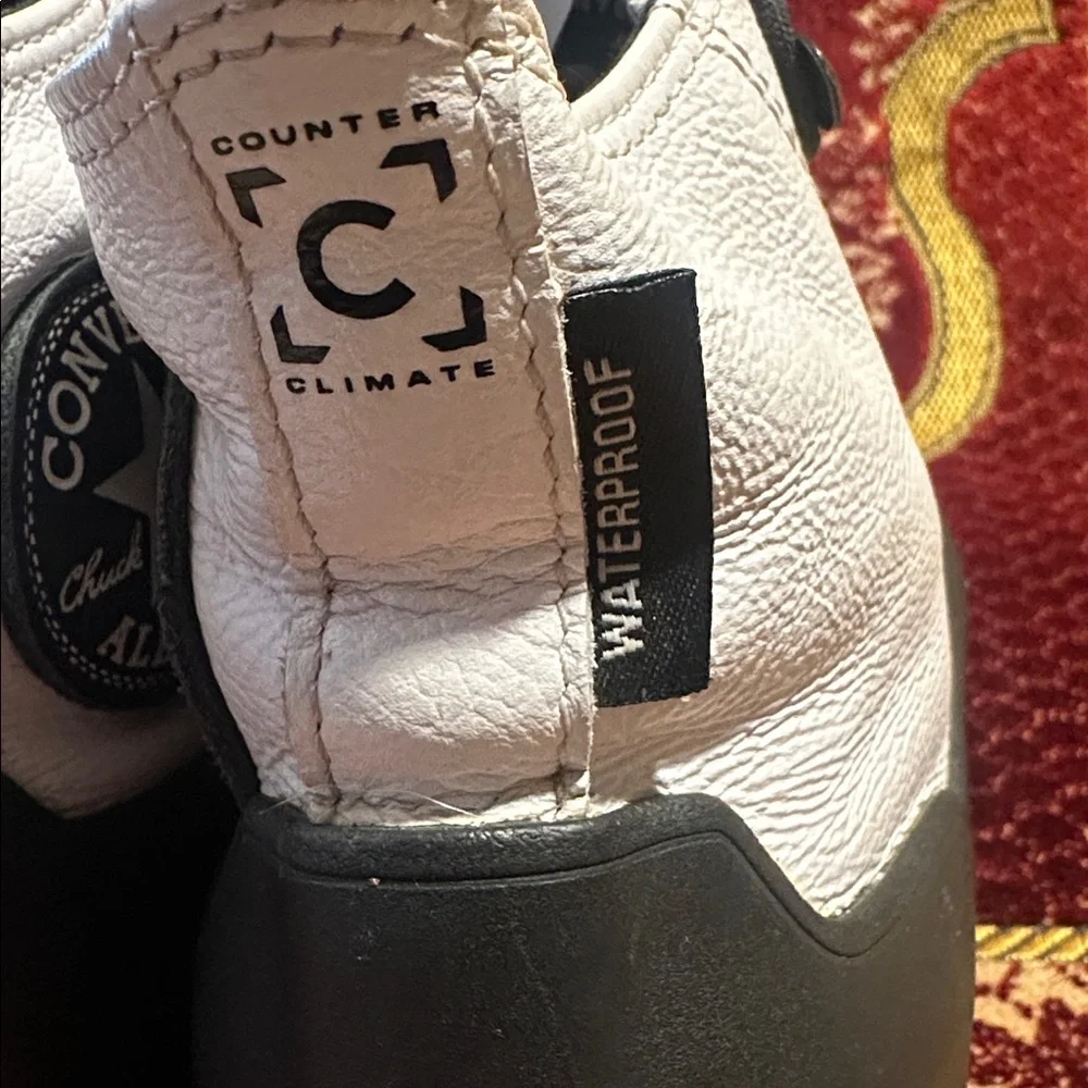 Converse all stars lugged weatherproof high tops size 7.5
